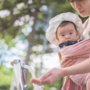 赤ちゃんとおでかけ！ベビーカーと抱っこ紐のどっちを選ぶべき？