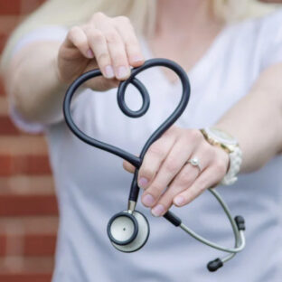 大容量ナースポーチの魅力と選び方