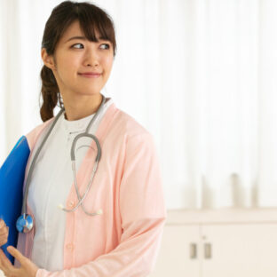 お仕事も捗るナースポーチの選び方