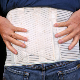 腰痛ベルトで改善する生活