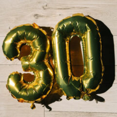 長持ちさせるコツ！ナンバーバルーンの保管方法