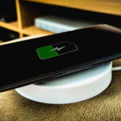 ワイヤレス充電器の仕組みとメリット