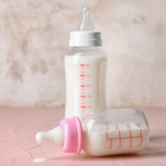 哺乳瓶ウォーマーのおすすめ5選:持ち運びに便利なモデルも紹介