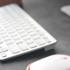 タブレットやスマホで使える！コンパクトなワイヤレスキーボード特集