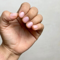 電動爪切りの充電方式：電池式と充電式の違いと選び方