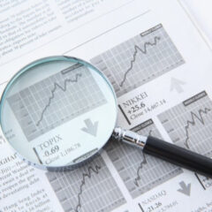 ルーペを使ったアンティーク鑑定のポイント