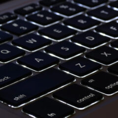 おしゃれで機能的！デザイン性の高いワイヤレスキーボード5選